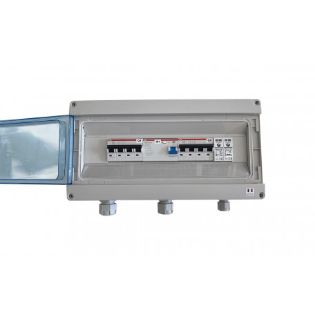 Coffret de protection AC triphasé 3-6kW pour 1 onduleur Coffret de protection AC triphasé 3-6kW pour 1 onduleur