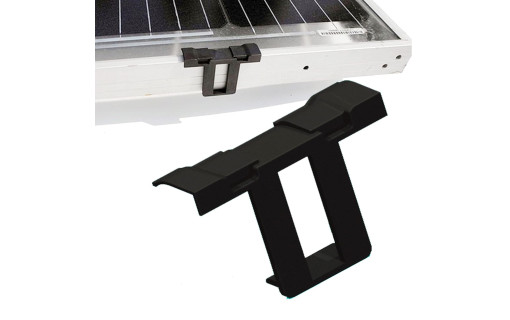 Clip drainant pour panneau solaire