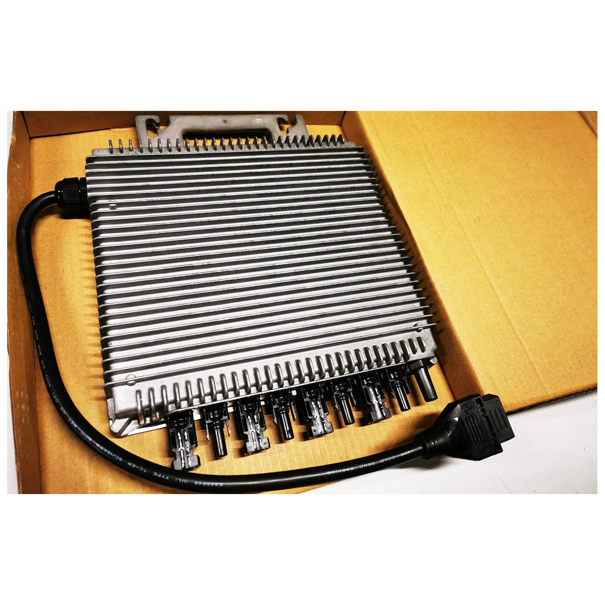 micro-onduleur aps triphase yc 1000