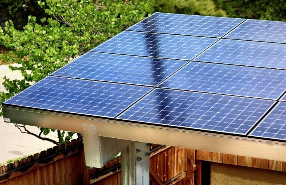 <a target="_blank" href="https://www.monkitsolaire.fr/blog/installation-de-panneau-solaire-sur-carport/">Installation panneaux solaires sur carport</a>