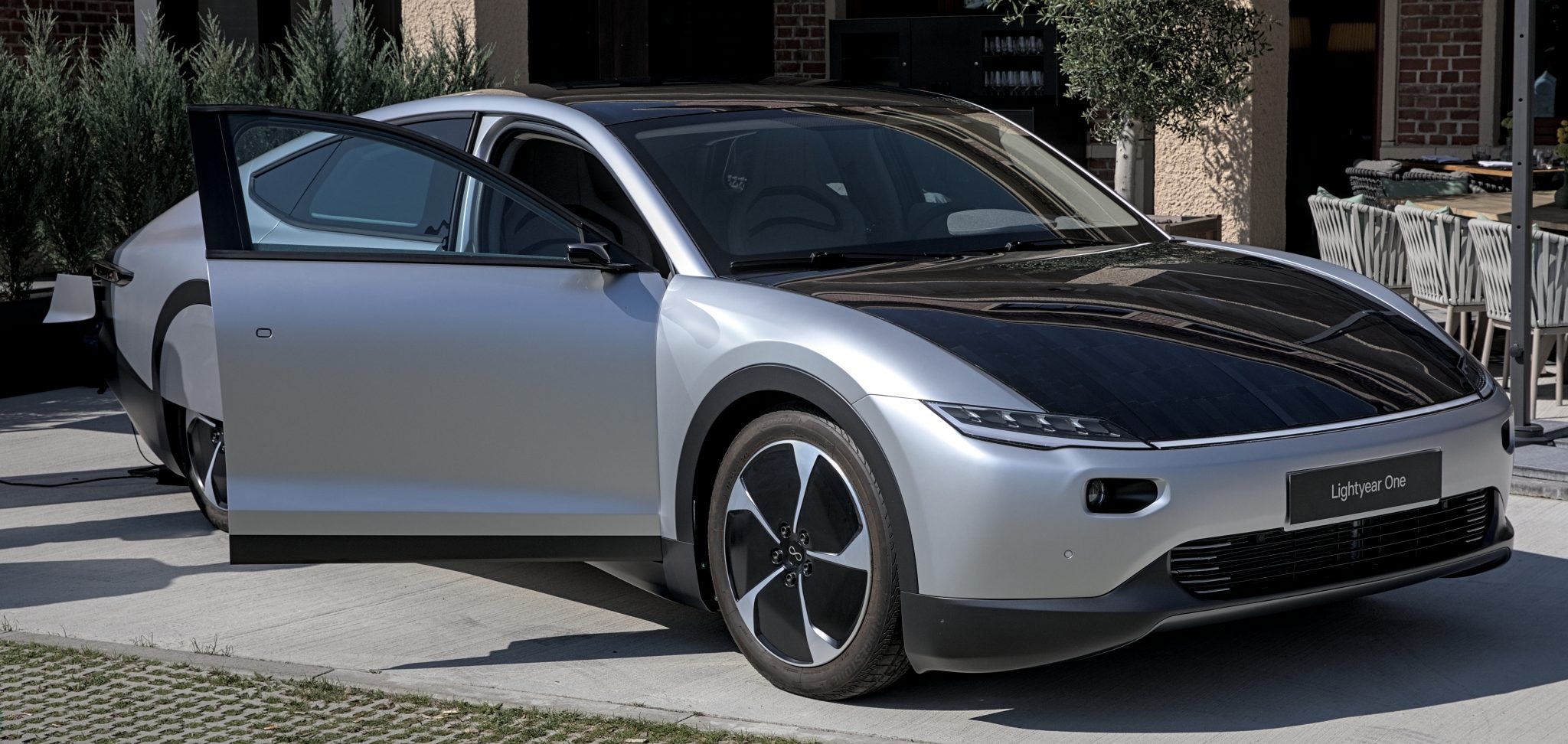 voiture-solaire-fonctionnement-prix-avantages