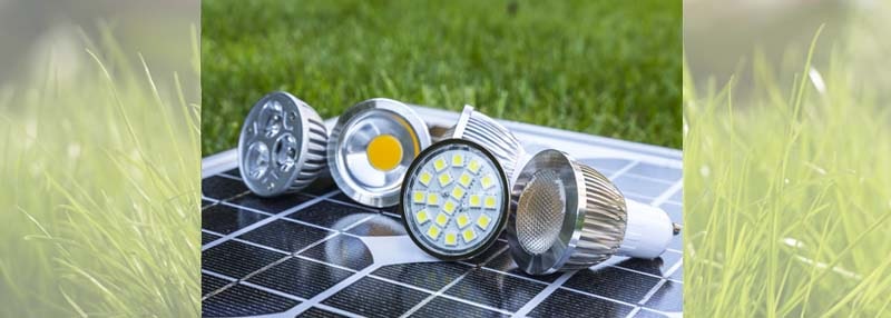 La LED aime le solaire Eclairage led kit panneaux solaires gazon