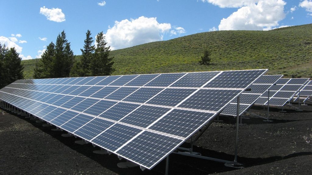 L'installation de panneaux solaires sur immeuble en copropriété