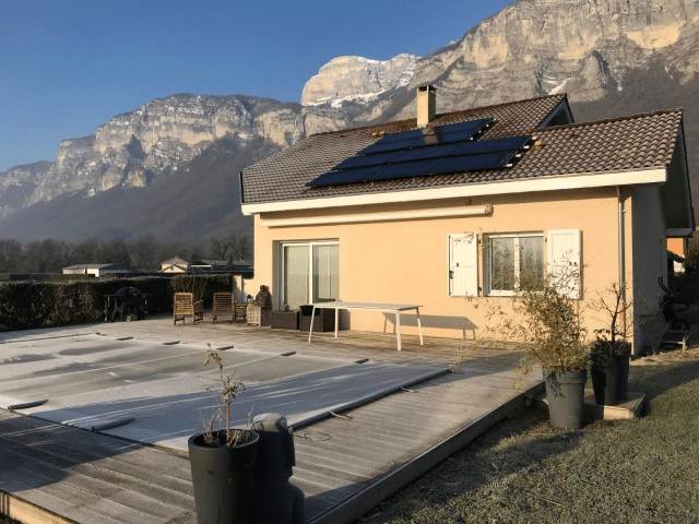 <span class="popup-mms-22">Installation de panneaux solaires sur toiture inclinée - 3300W</span>