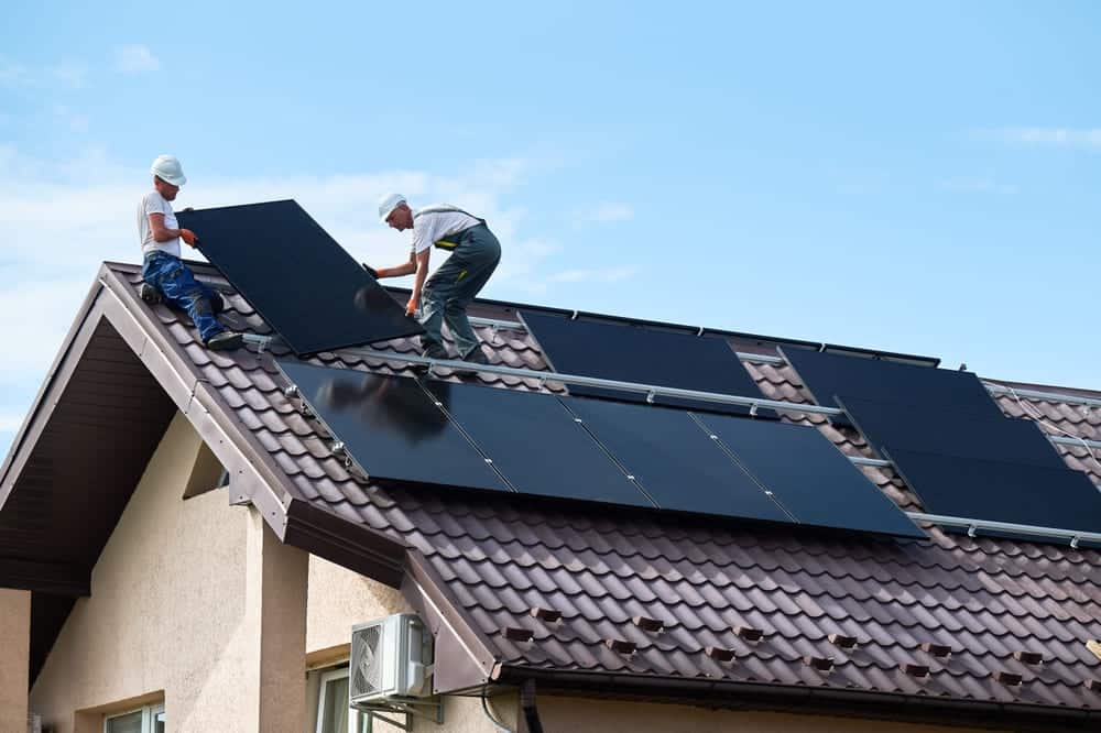 installation-panneaux-solaires