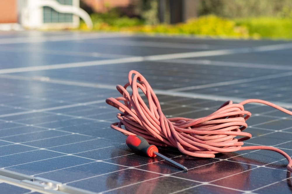 Câble pour panneaux solaires