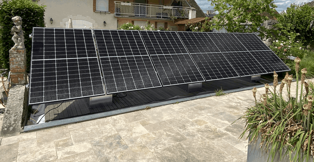 <span class="popup-mms-4">Installations de panneaux solaires au sol - 2400W</span>