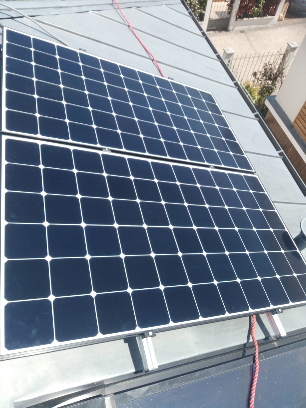 <span class="popup-mms-3">Installations de panneaux solaires sur toiture inclinée - 800W</span>