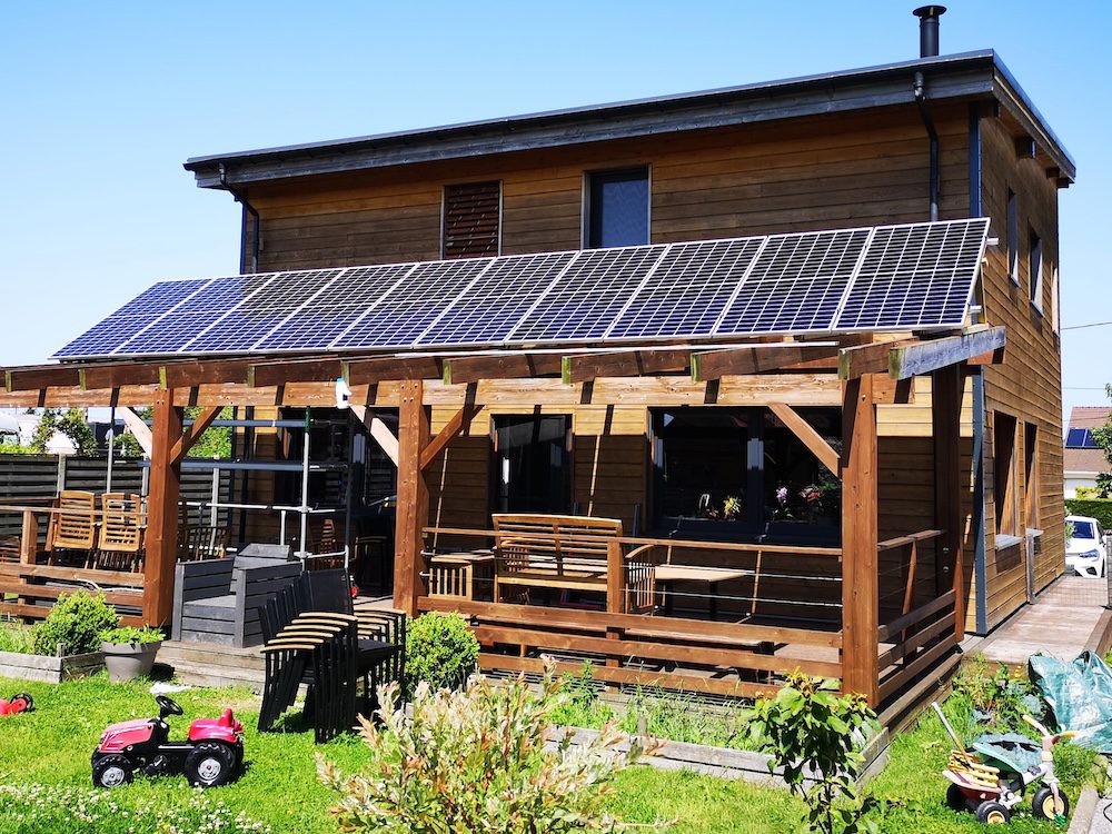 <span class="popup-mms-10">Installations de panneaux solaires sur toiture inclinée - 4920W</span>