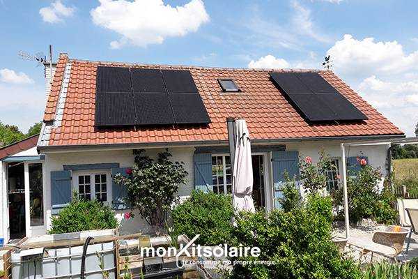 <span class="popup-mms-1">Installation de panneaux solaires sur toiture inclinée - 3200W</span>