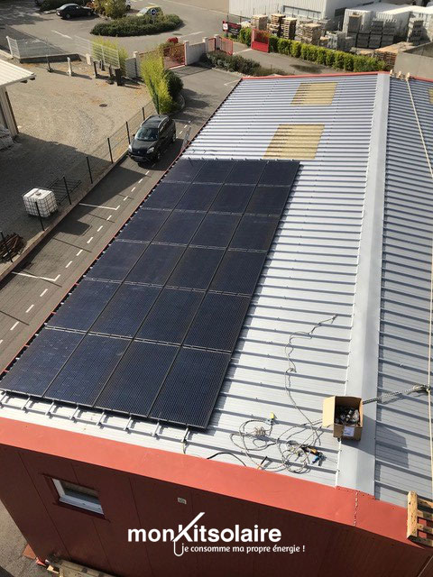 Installation du kit solaire autoconsommation chez un professionnel